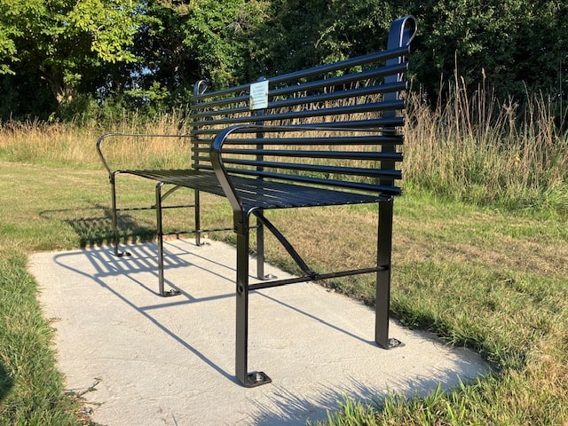 memorial bench
